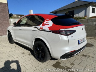 Alfa Romeo Stelvio Quadrifoglio 2021