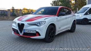 Alfa Romeo Stelvio Quadrifoglio 2021
