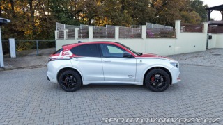 Alfa Romeo Stelvio Quadrifoglio 2021