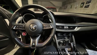 Alfa Romeo Stelvio Quadrifoglio 2021