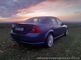 Ford Mondeo ST St220 2002