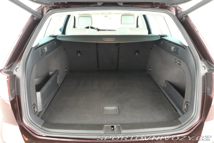 Volkswagen Ostatní modely Passat Highline 2.0 BiTDI 2015