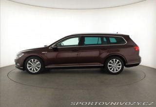 Volkswagen Ostatní modely Passat Highline 2.0 BiTDI 2015