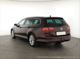 Volkswagen Ostatní modely Passat Highline 2.0 BiTDI 2015