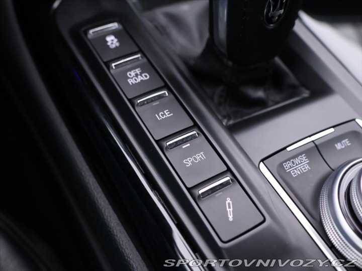 Maserati Levante 3,0 V6 257kW Aut 4x4 tažn 2020