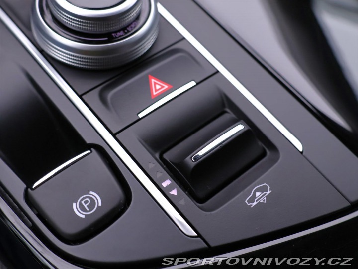 Maserati Levante 3,0 V6 257kW Aut 4x4 tažn 2020