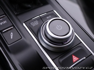 Maserati Levante 3,0 V6 257kW Aut 4x4 tažn 2020