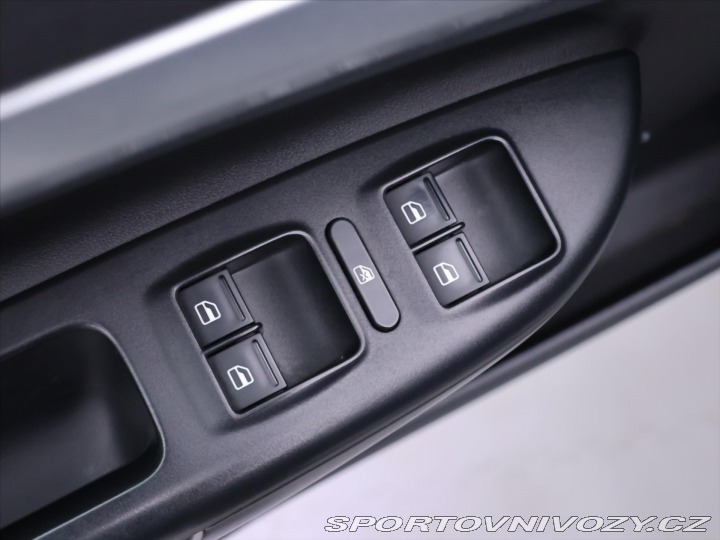 Škoda Octavia RS 2,0 TDI RS 125kW DSG Xeno 2010