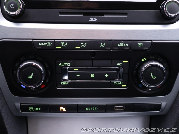 Škoda Octavia RS 2,0 TDI RS 125kW DSG Xeno 2010