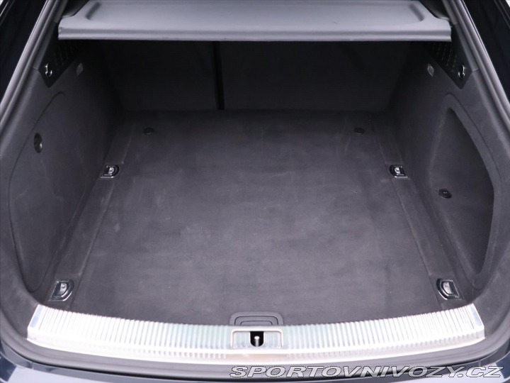 Audi A5 2,0 TFSI 155kW Quattro S- 2013