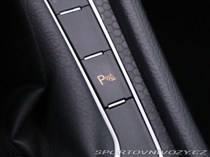 Volkswagen Golf 2,0 TSI 169kW GTI Perform 2015