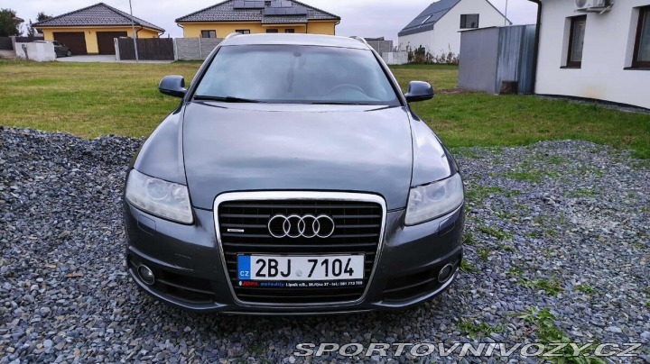 Audi A6 3,0 176 kW, quattro, ti 2011