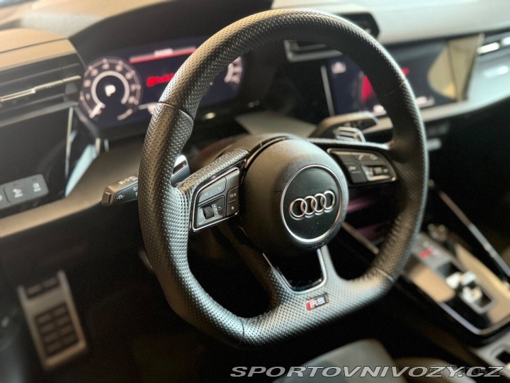 Audi RS3 2,5   TFSI 294KW QUATTRO, 2022