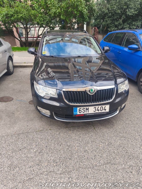Škoda Superb 2 2012