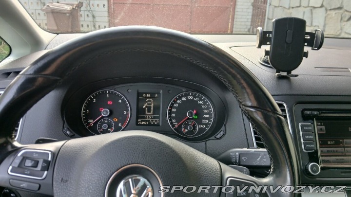Volkswagen Ostatní modely Sharan 2,0 TDI DSG 2012 2012