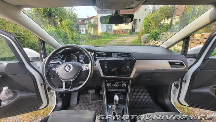 Volkswagen Ostatní modely Touran 1,5 TSI, DSG, 110kW EVO 2020