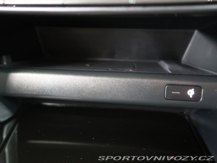 Kia ProCeed 1.6T-GDI,CZ,GT Line 2024