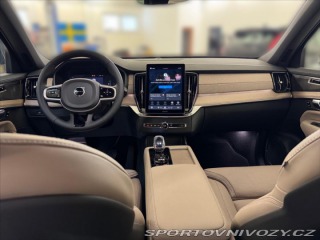 Volvo Ostatní modely XC90 2,0 T8 AWD Plus Dark 9875 2025