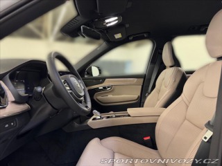 Volvo Ostatní modely XC90 2,0 T8 AWD Plus Dark 9875 2025