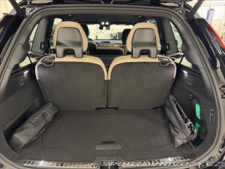 Volvo Ostatní modely XC90 2,0 T8 AWD Plus Dark 0508 2025