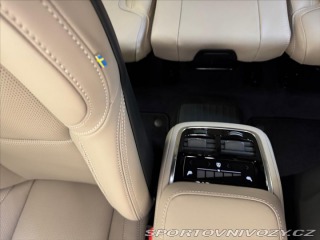 Volvo Ostatní modely XC90 2,0 T8 AWD Plus Dark 0508 2025