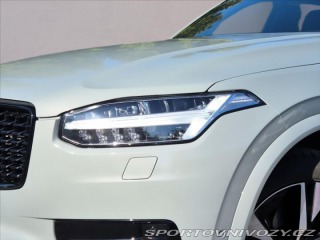 Volvo Ostatní modely XC90 2,0 T8 AWD Plus Dark 2024