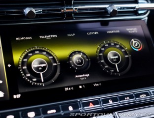 Aston Martin DB12 4.0 V8, Iridiscent Emera 2023