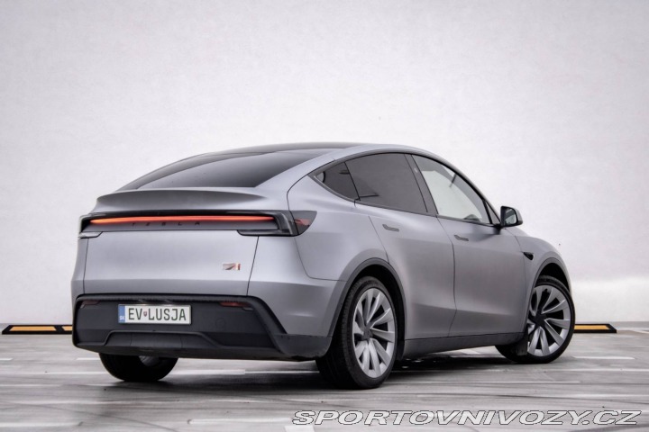 Tesla Model Y 2025 Launch 4x4 378kw / 2025