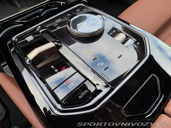 BMW 5 540d xDrive Touring M spo 2025