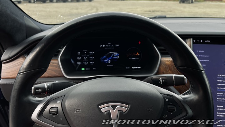 Tesla Model S 2021