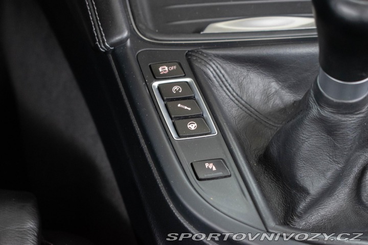 BMW M4 F83 M4 MANUÁL*HEAD-UP*HAR 2017