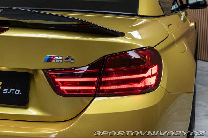 BMW M4 F83 M4 MANUÁL*HEAD-UP*HAR 2017