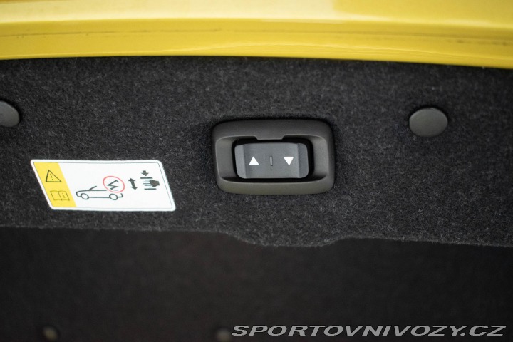 BMW M4 F83 M4 MANUÁL*HEAD-UP*HAR 2014