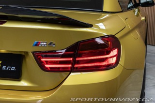 BMW M4 F83 M4 MANUÁL*HEAD-UP*HAR 2017