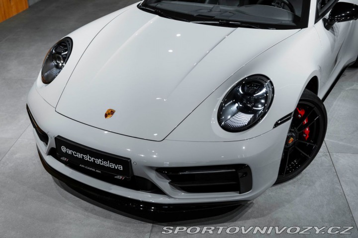 Porsche 911 Carrera 4 GTS Cabriolet, 2023