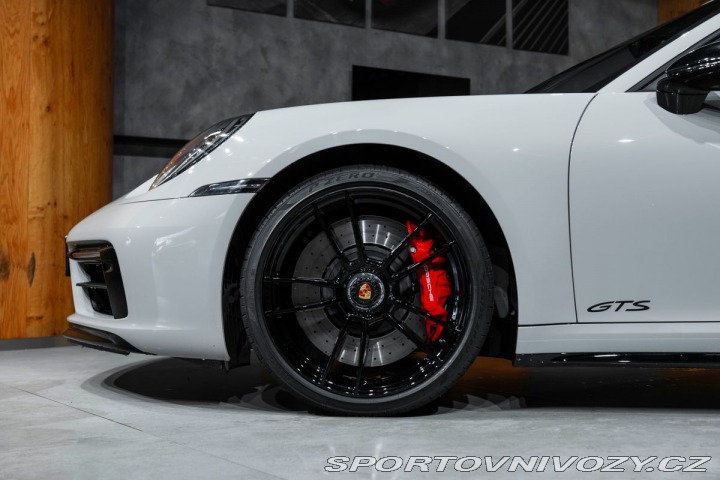 Porsche 911 Carrera 4 GTS Cabriolet, 2023