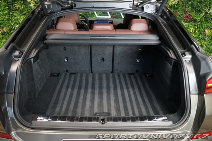 BMW X6 30d*xDRIVE*LASER*ZÁRUKA*H 2024