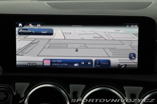 Mercedes-Benz A AMG Line A 180 2025