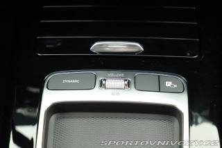 Mercedes-Benz A AMG Line A 180 2025