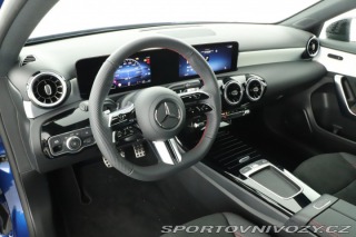 Mercedes-Benz A AMG Line A 180 2025