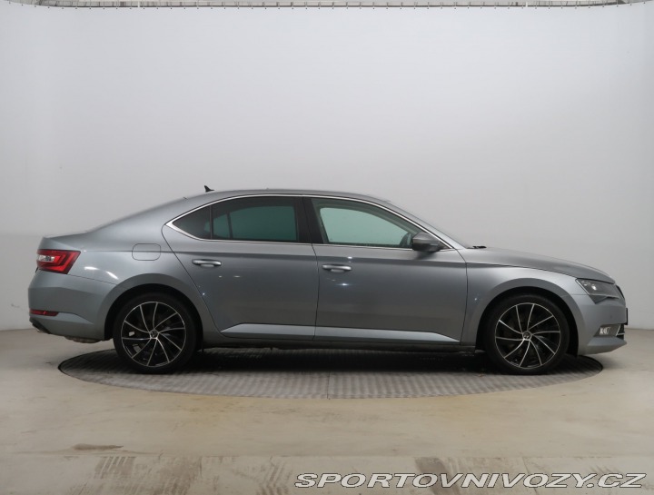 Škoda Superb Laurin&Klement 2.0 TS 2016