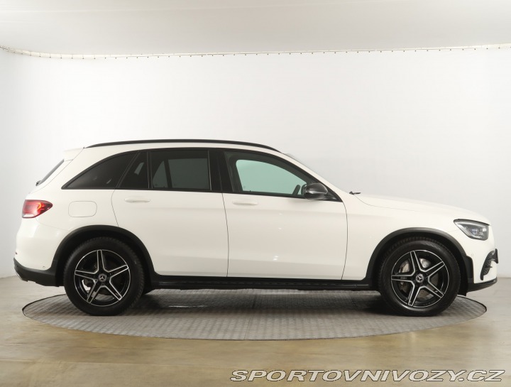 Mercedes-Benz Ostatní modely GLC AMG line GLC 220 d 4MATIC 2020