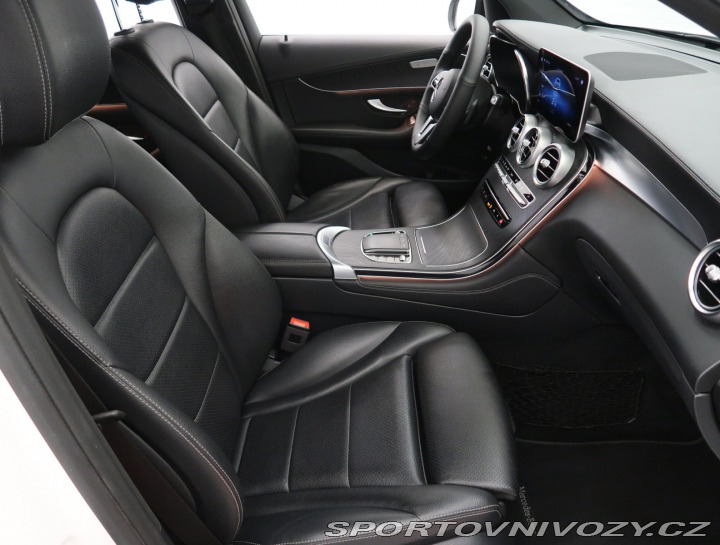 Mercedes-Benz Ostatní modely GLC AMG line GLC 220 d 4MATIC 2020