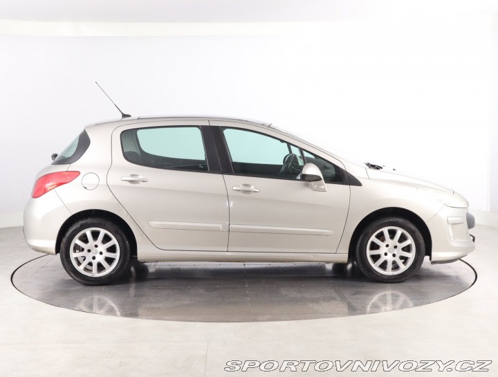 Peugeot 308 1.6 THP 2009