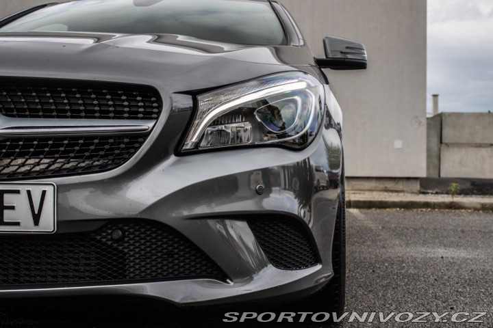 Mercedes-Benz CLA Kupé 250 4matic AMG LINE 2015
