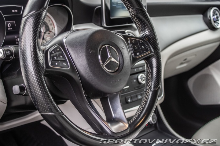Mercedes-Benz CLA Kupé 250 4matic AMG LINE 2015