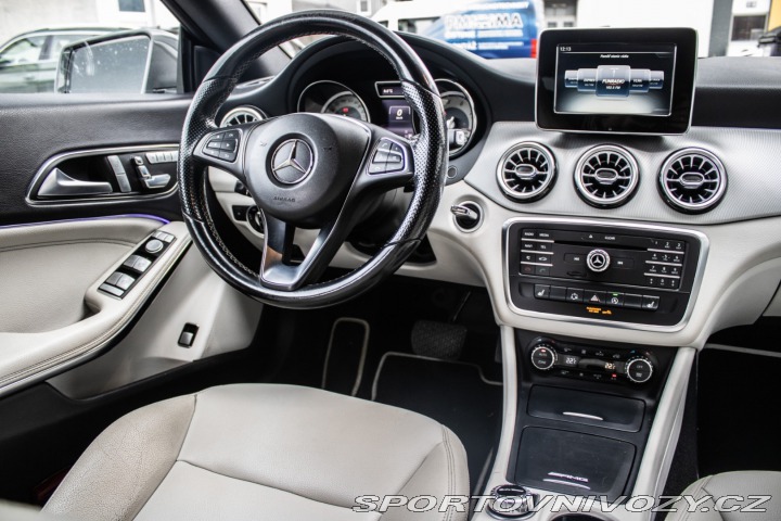 Mercedes-Benz CLA Kupé 250 4matic AMG LINE 2015