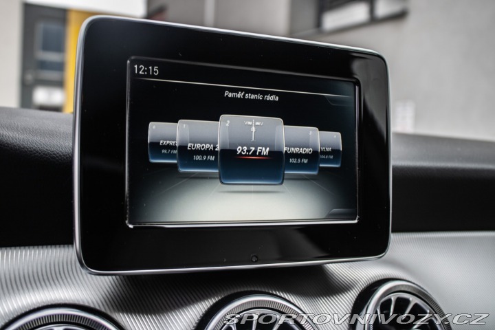 Mercedes-Benz CLA Kupé 250 4matic AMG LINE 2015