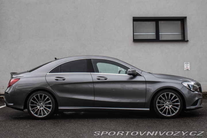 Mercedes-Benz CLA Kupé 250 4matic AMG LINE 2015