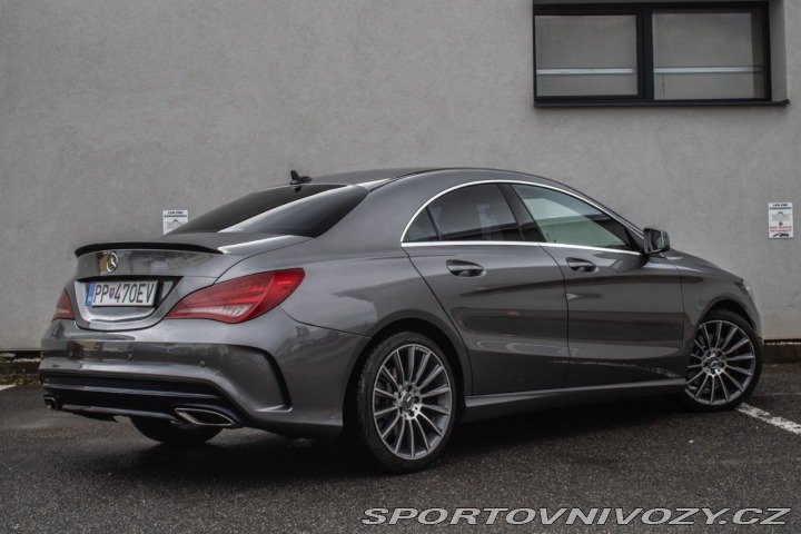 Mercedes-Benz CLA Kupé 250 4matic AMG LINE 2015
